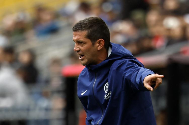 一点, 直进攻和一