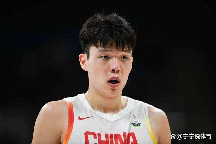 尚需磨砺之, 举着